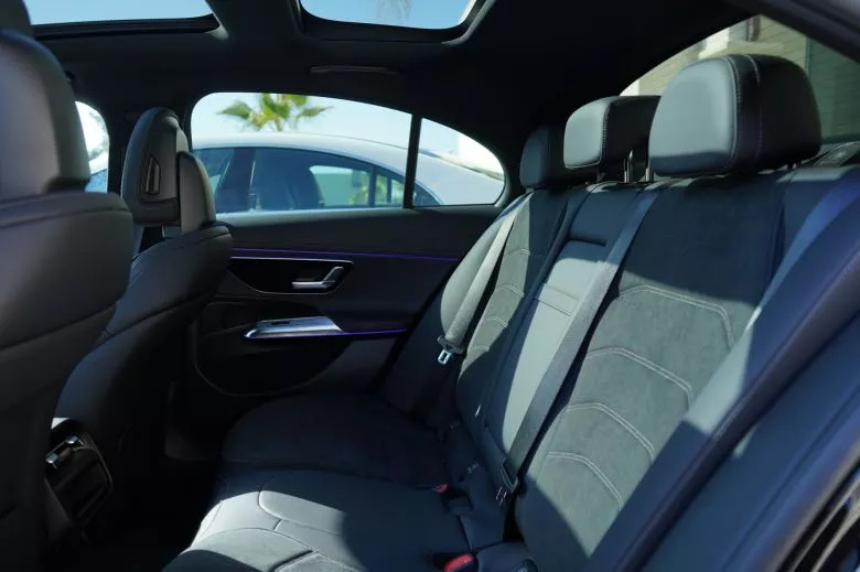 Les essais Mercedes-Benz au Four Seasons Gammarth