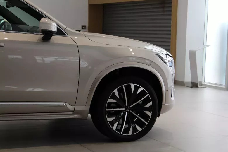 Volvo XC90 2.0 l Recharge Ultimate Bright