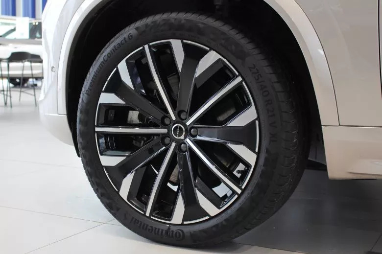 Volvo XC90 2.0 l Recharge Ultimate Bright