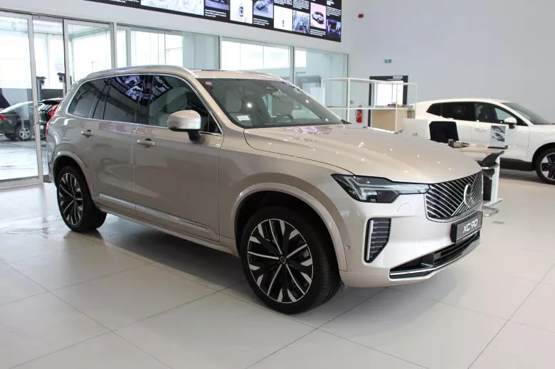 Volvo XC90 2.0 l Recharge Ultimate Bright