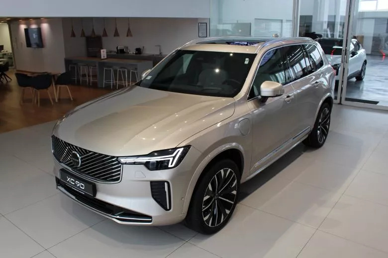 Volvo XC90 2.0 l Recharge Ultimate Bright