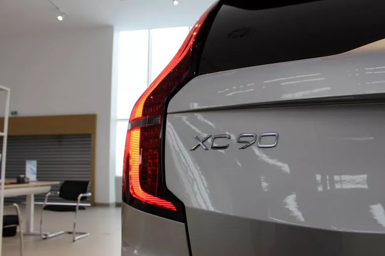 Volvo XC90 2.0 l Recharge Ultimate Bright