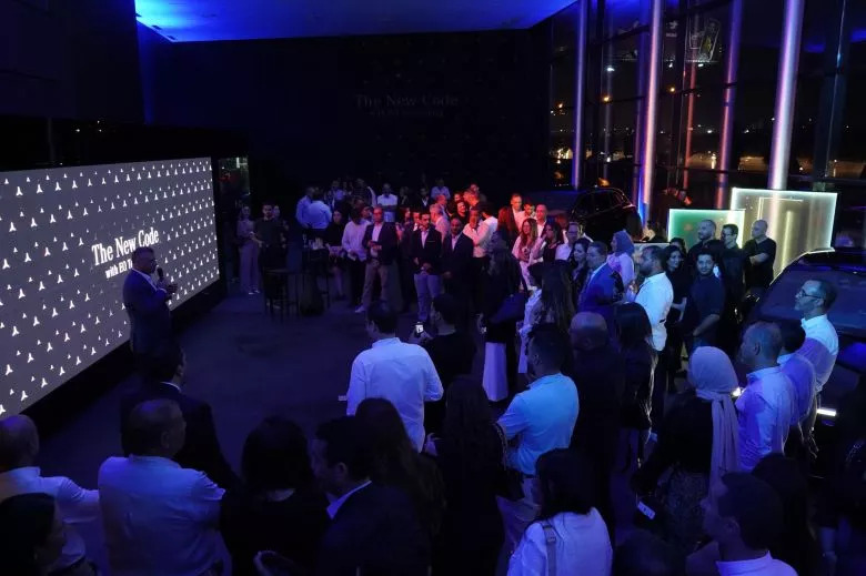 Mercedes-Benz Tunisie dévoile The New Code : une immersion inédite dans l’univers du luxe électrique