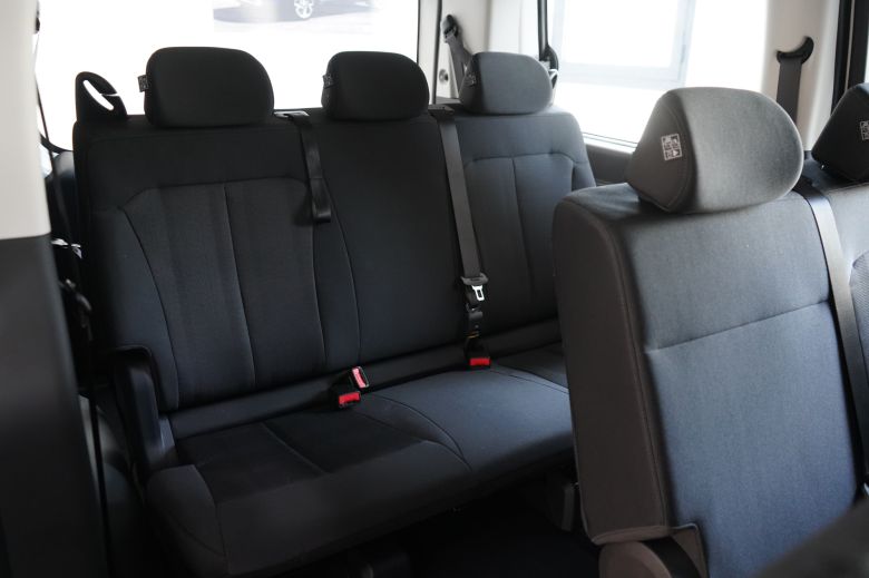 Hyundai Staria 9 places 2.2 CRDI