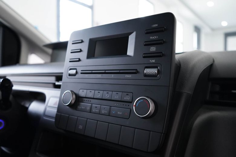 Hyundai Staria 9 places 2.2 CRDI