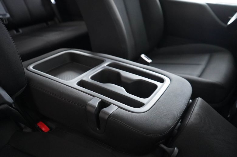 Hyundai Staria 9 places 2.2 CRDI