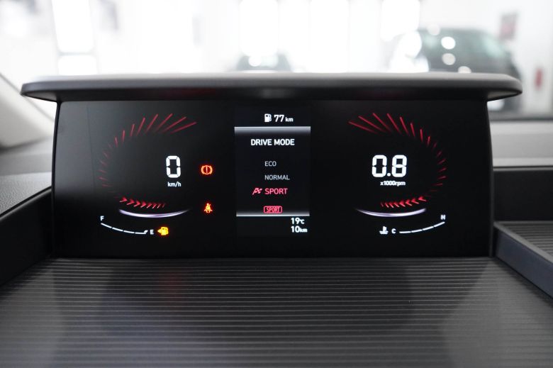 Hyundai Staria 9 places 2.2 CRDI