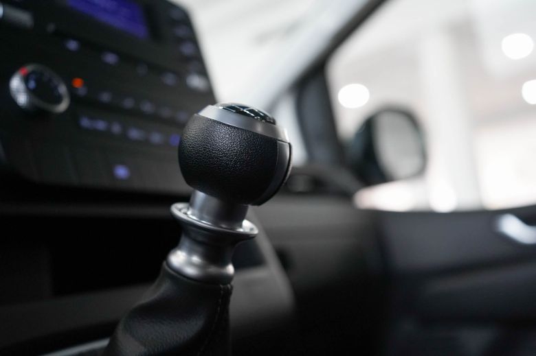 Hyundai Staria 9 places 2.2 CRDI