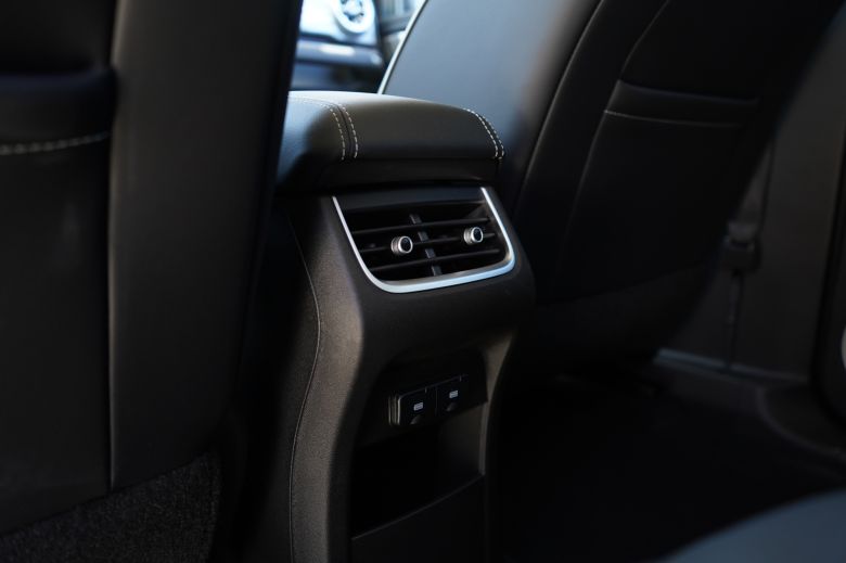 GWM Tank 300 HEV 2.0 L