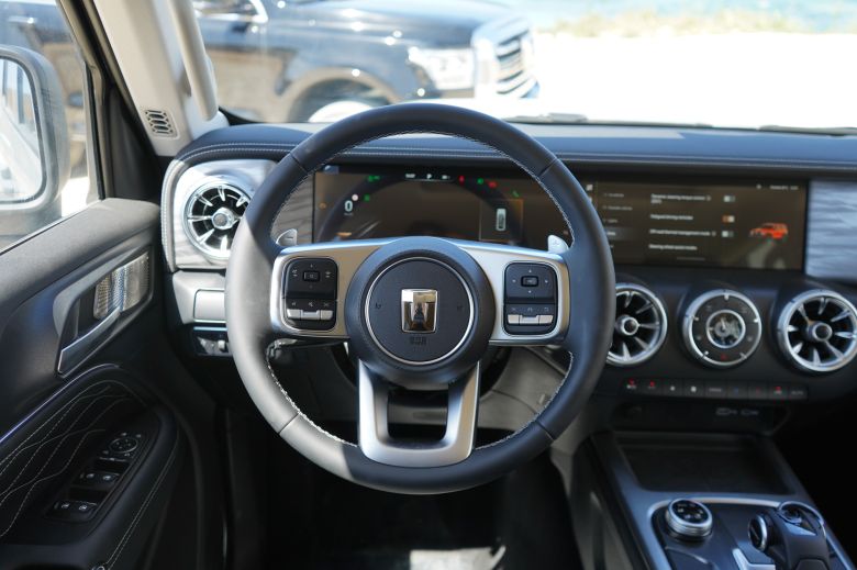 GWM Tank 300 HEV 2.0 L