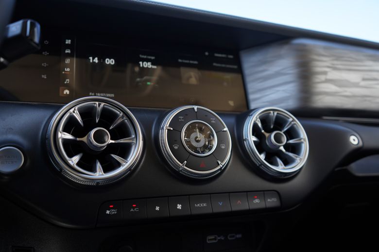 GWM Tank 300 HEV 2.0 L