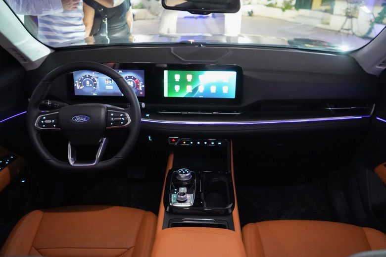 AlphaFord lance le nouveau Ford Territory en Tunisie : un SUV 5 places alliant style, technologie et puissance.