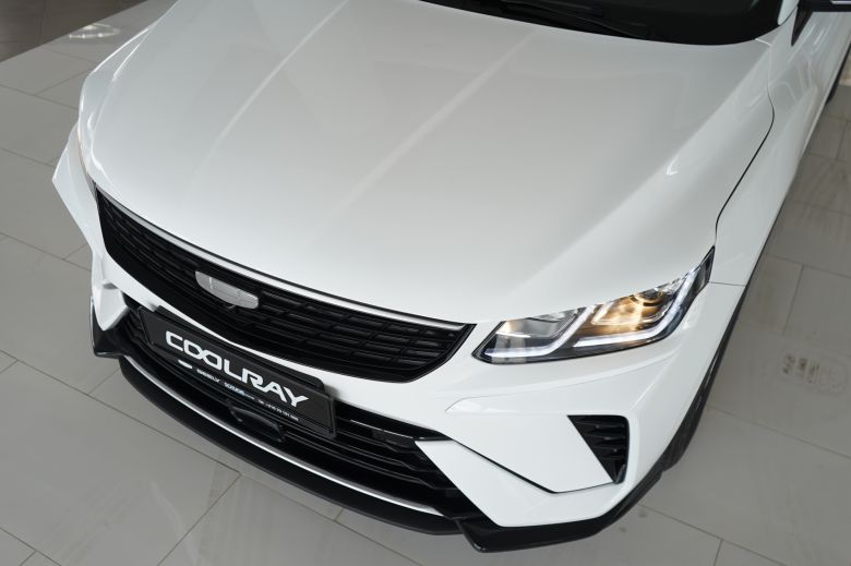 Geely Coolray 1.5 L