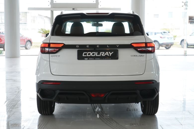 Geely Coolray 1.5 L