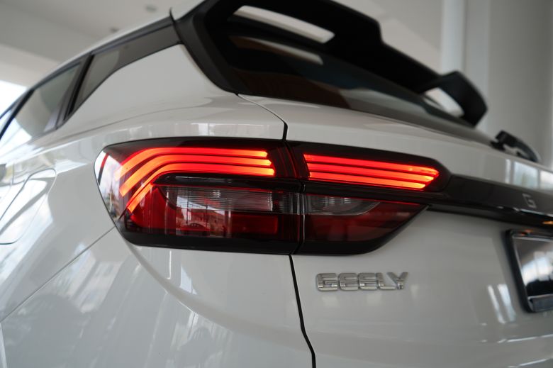 Geely Coolray 1.5 L
