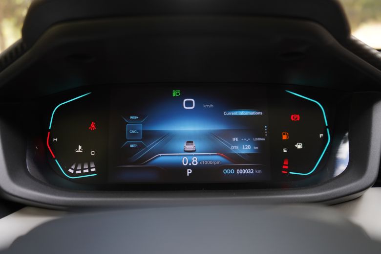 Dongfeng Shine 1.5 Mach Power BVA