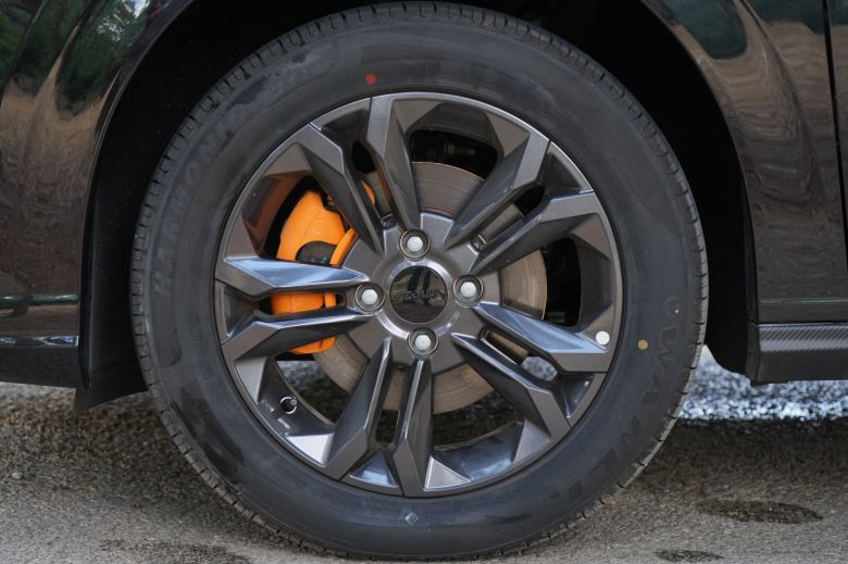 Dongfeng Shine 1.5 Mach Power BVA