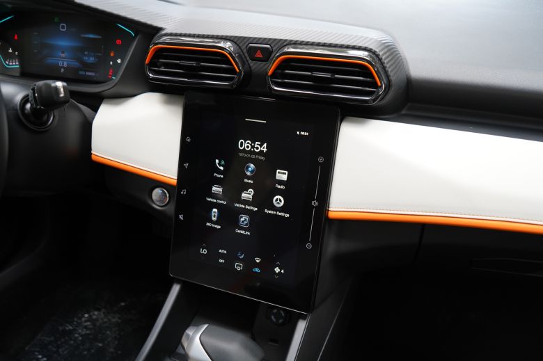 Dongfeng Shine 1.5 Mach Power BVA