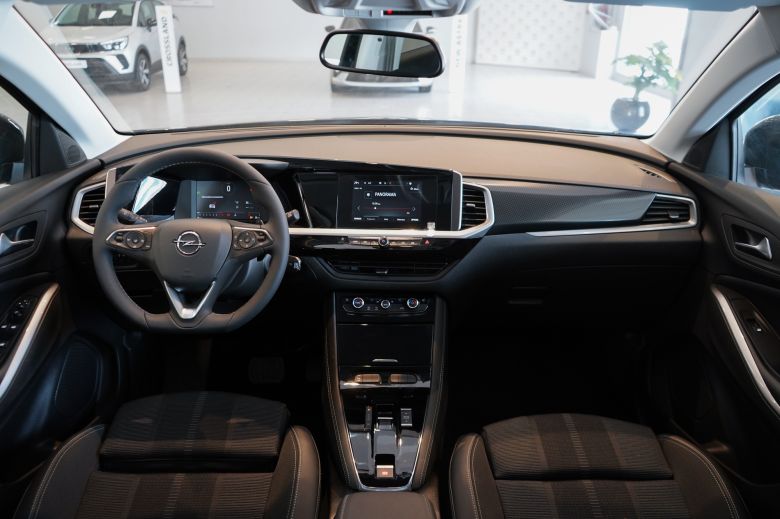 Opel Grandland 1.6 L Turbo GS Line BVA