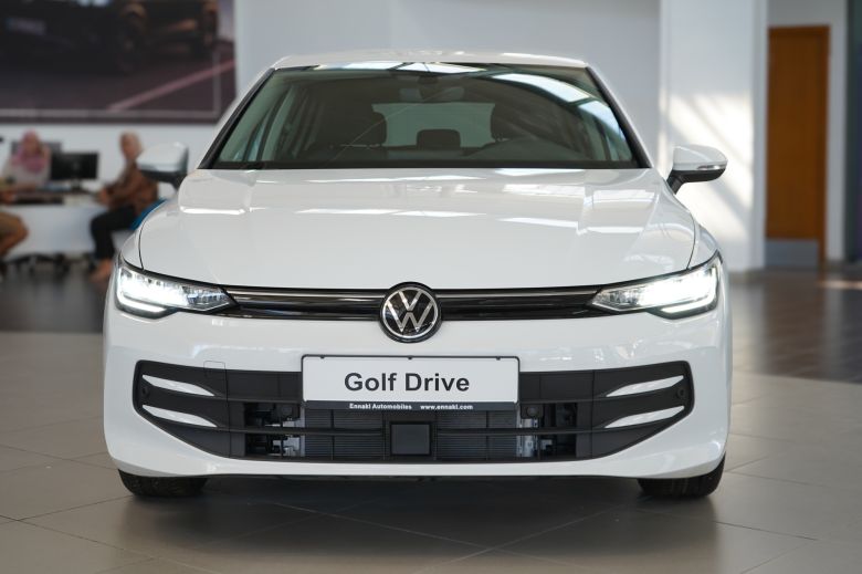 Volkswagen Golf 8 1.4 L TSI Drive