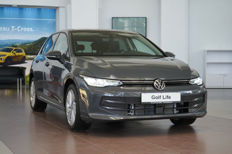 Volkswagen Golf 8 1.4 L TSI Life
