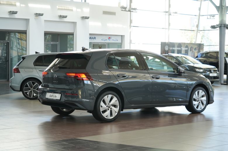 Volkswagen Golf 8 1.4 L TSI Life