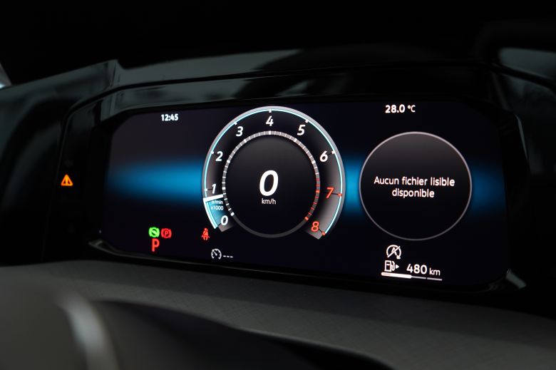 Volkswagen Golf 8 1.4 L TSI Life