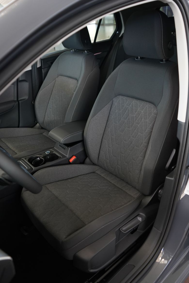 Volkswagen Golf 8 1.4 L TSI Life