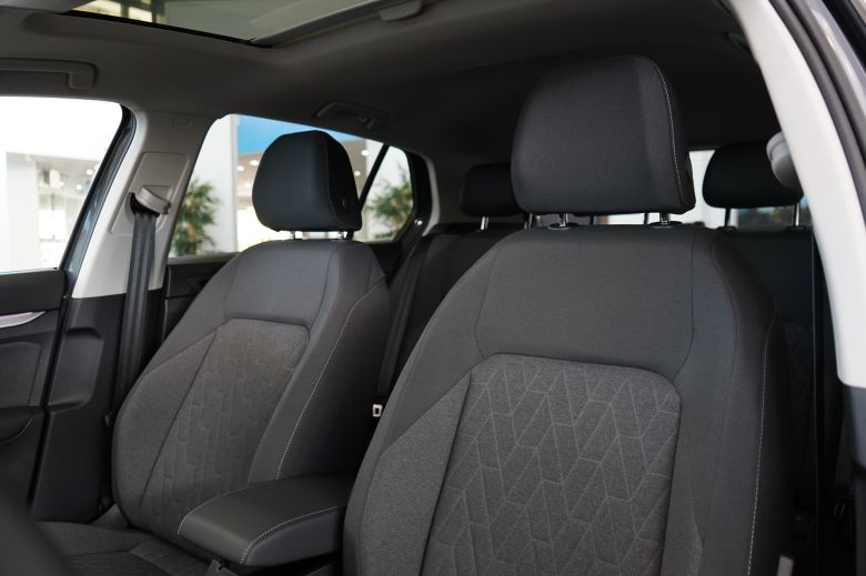 Volkswagen Golf 8 1.4 L TSI Life