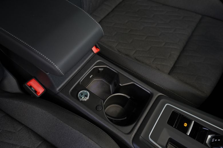 Volkswagen Golf 8 1.4 L TSI Life