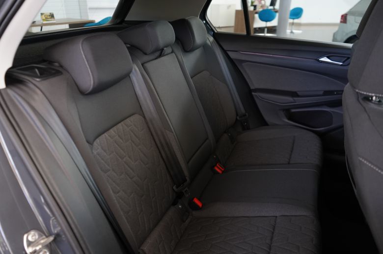 Volkswagen Golf 8 1.4 L TSI Life