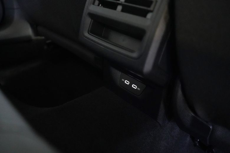 Volkswagen Golf 8 1.4 L TSI Life