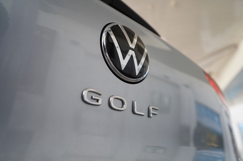 Volkswagen Golf 8 1.4 L TSI R-Line