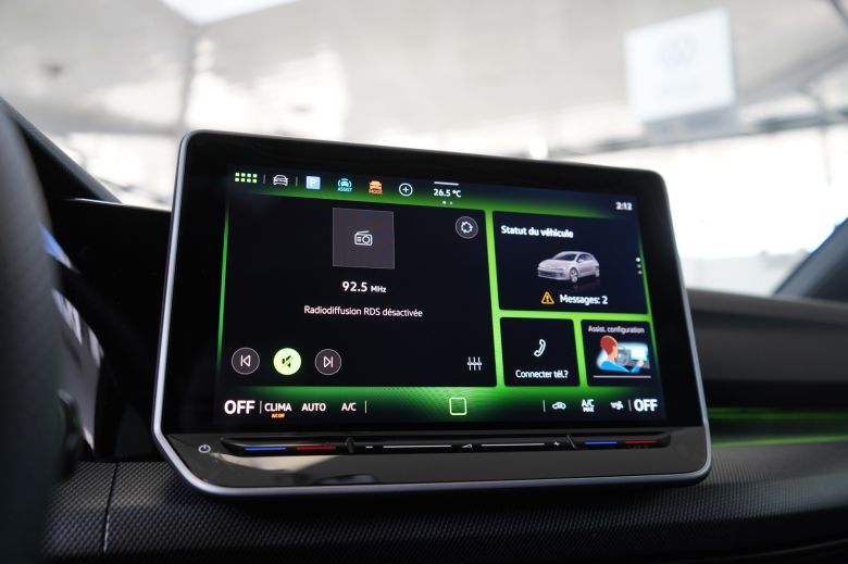 Volkswagen Golf 8 1.4 L TSI R-Line