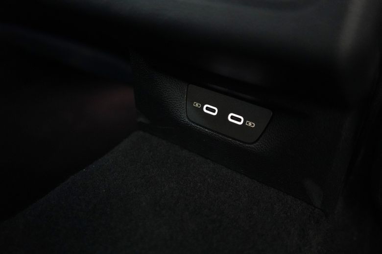 Volkswagen Golf 8 1.4 L TSI R-Line