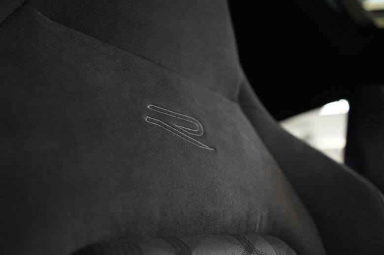 Volkswagen Golf 8 1.4 L TSI R-Line