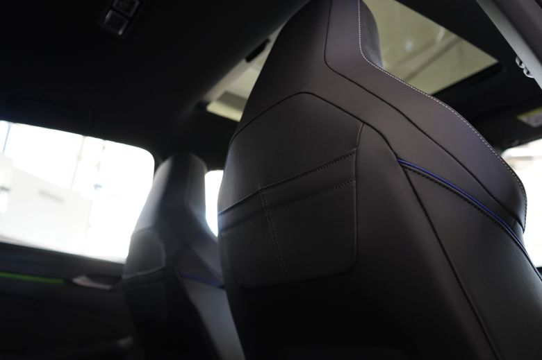 Volkswagen Golf 8 1.4 L TSI R-Line