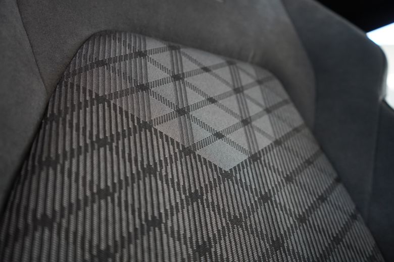 Volkswagen Golf 8 1.4 L TSI R-Line