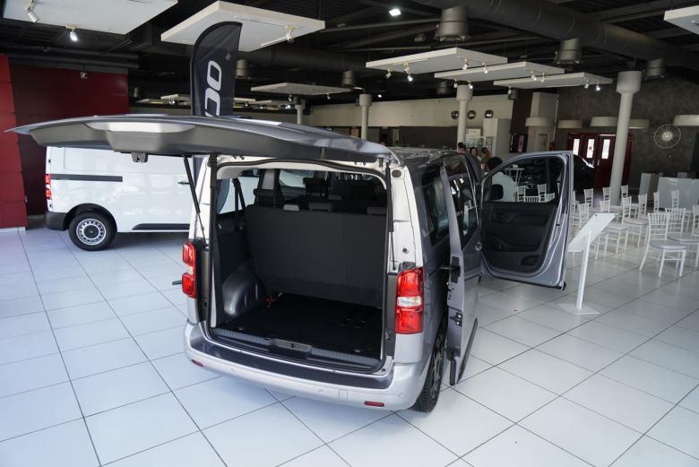 Fiat Tunisie dévoile le nouveau Scudo Combi 9 places : confort, élégance et polyvalence réunis