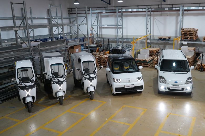 Hyacinth Automotive ouvre la voie de la logistique 100% électrique avec Cenntro et RAPSEV