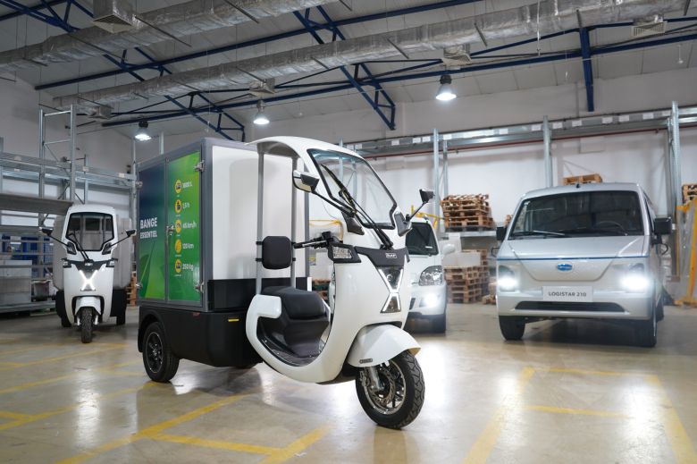 Hyacinth Automotive ouvre la voie de la logistique 100% électrique avec Cenntro et RAPSEV
