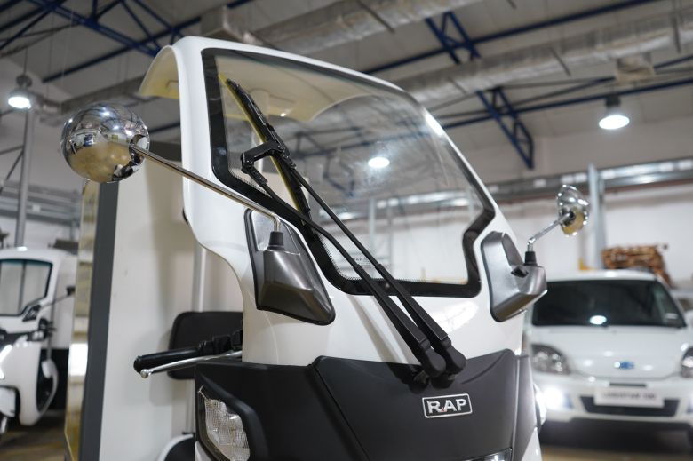 Hyacinth Automotive ouvre la voie de la logistique 100% électrique avec Cenntro et RAPSEV