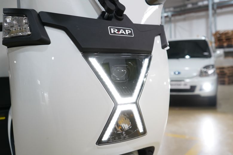 Hyacinth Automotive ouvre la voie de la logistique 100% électrique avec Cenntro et RAPSEV