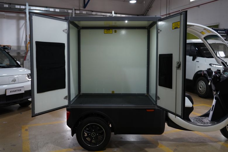 Hyacinth Automotive ouvre la voie de la logistique 100% électrique avec Cenntro et RAPSEV