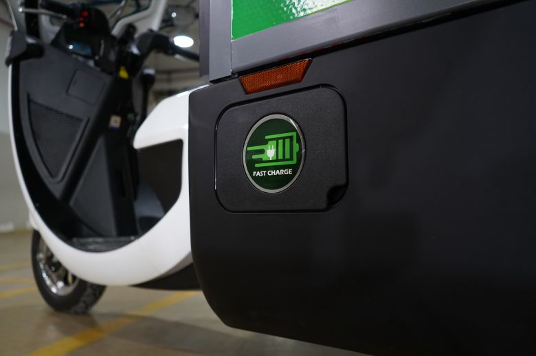 Hyacinth Automotive ouvre la voie de la logistique 100% électrique avec Cenntro et RAPSEV