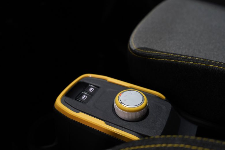 Hyacinth Automotive ouvre la voie de la logistique 100% électrique avec Cenntro et RAPSEV