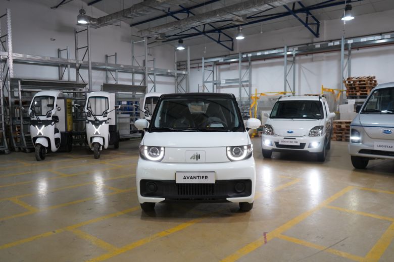 Hyacinth Automotive ouvre la voie de la logistique 100% électrique avec Cenntro et RAPSEV