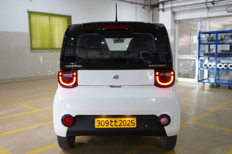 Hyacinth Automotive ouvre la voie de la logistique 100% électrique avec Cenntro et RAPSEV