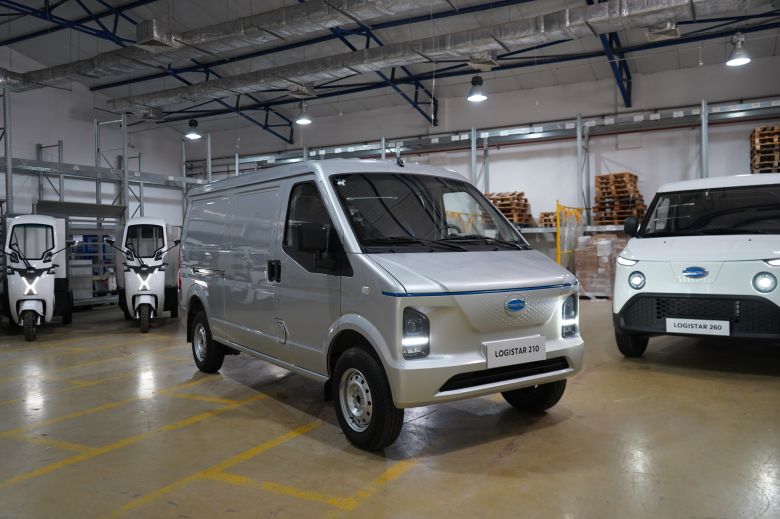 Hyacinth Automotive ouvre la voie de la logistique 100% électrique avec Cenntro et RAPSEV