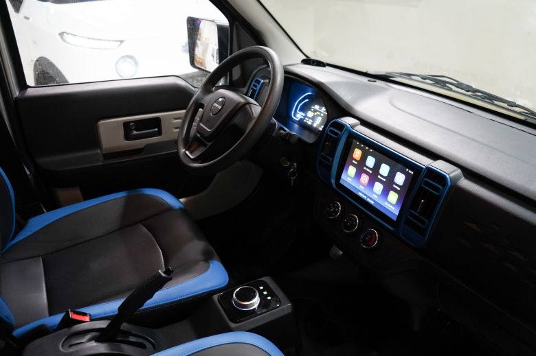 Hyacinth Automotive ouvre la voie de la logistique 100% électrique avec Cenntro et RAPSEV